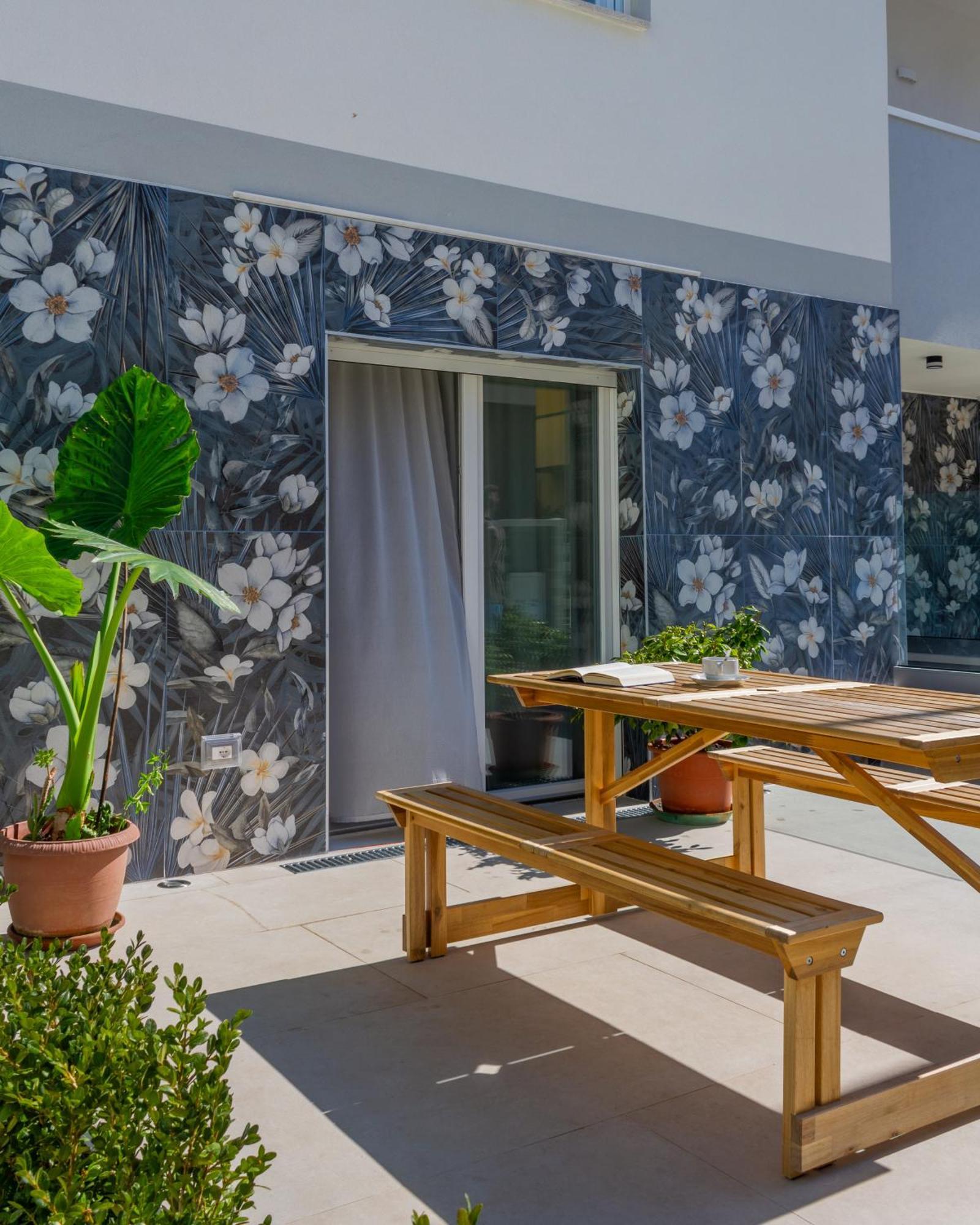Inaugurazione 2024 - Villa Pratu Apartments A 100 Metri Dal Mare Ριτσόνε Εξωτερικό φωτογραφία